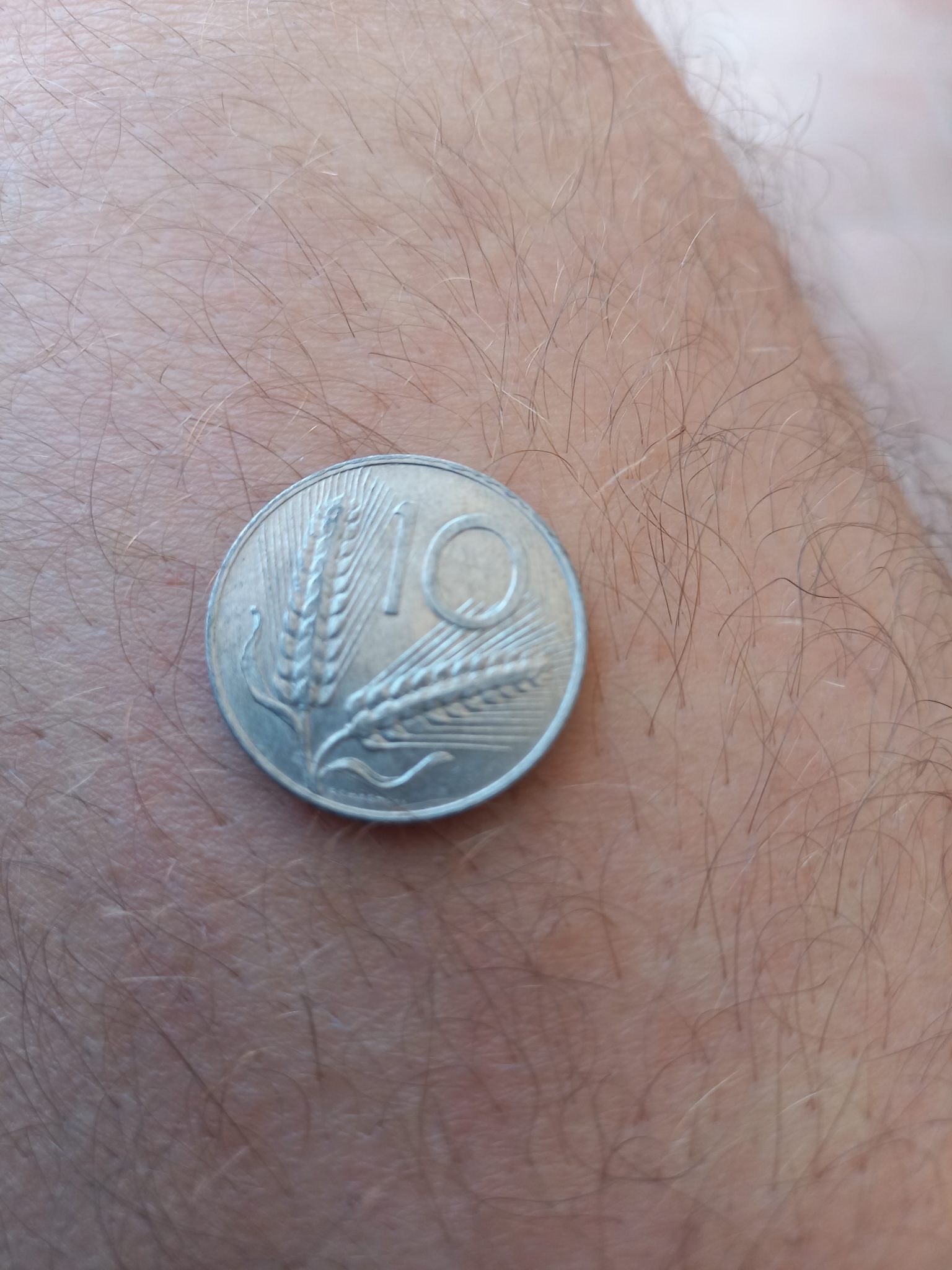 10 Lire — obverse