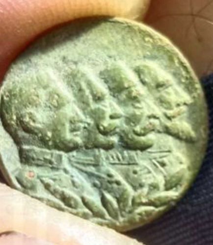 Italian 20 Lire (Aere dei Tre Monarchi)