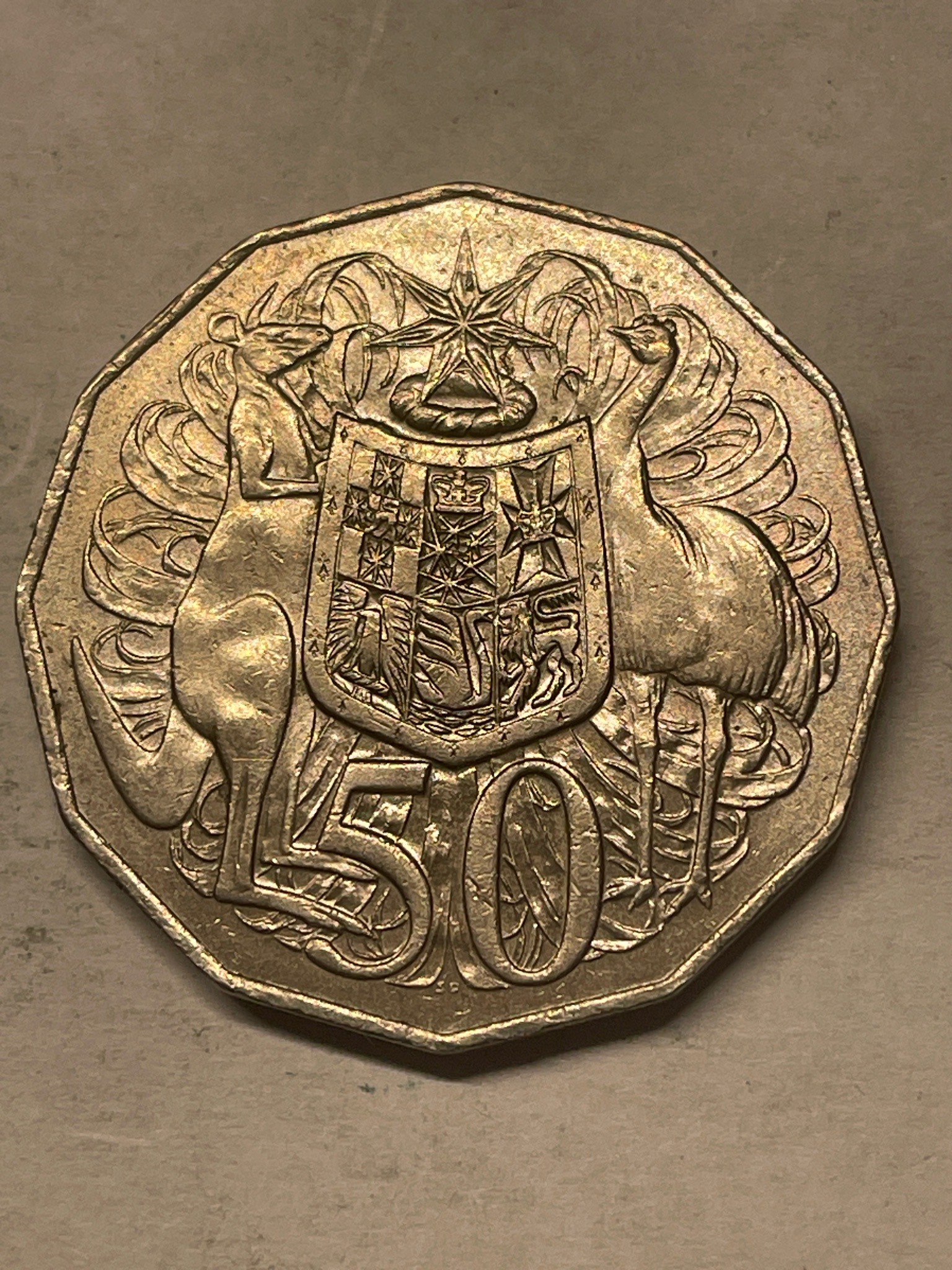 Australian 50 Cents (Coat of Arms) — reverse