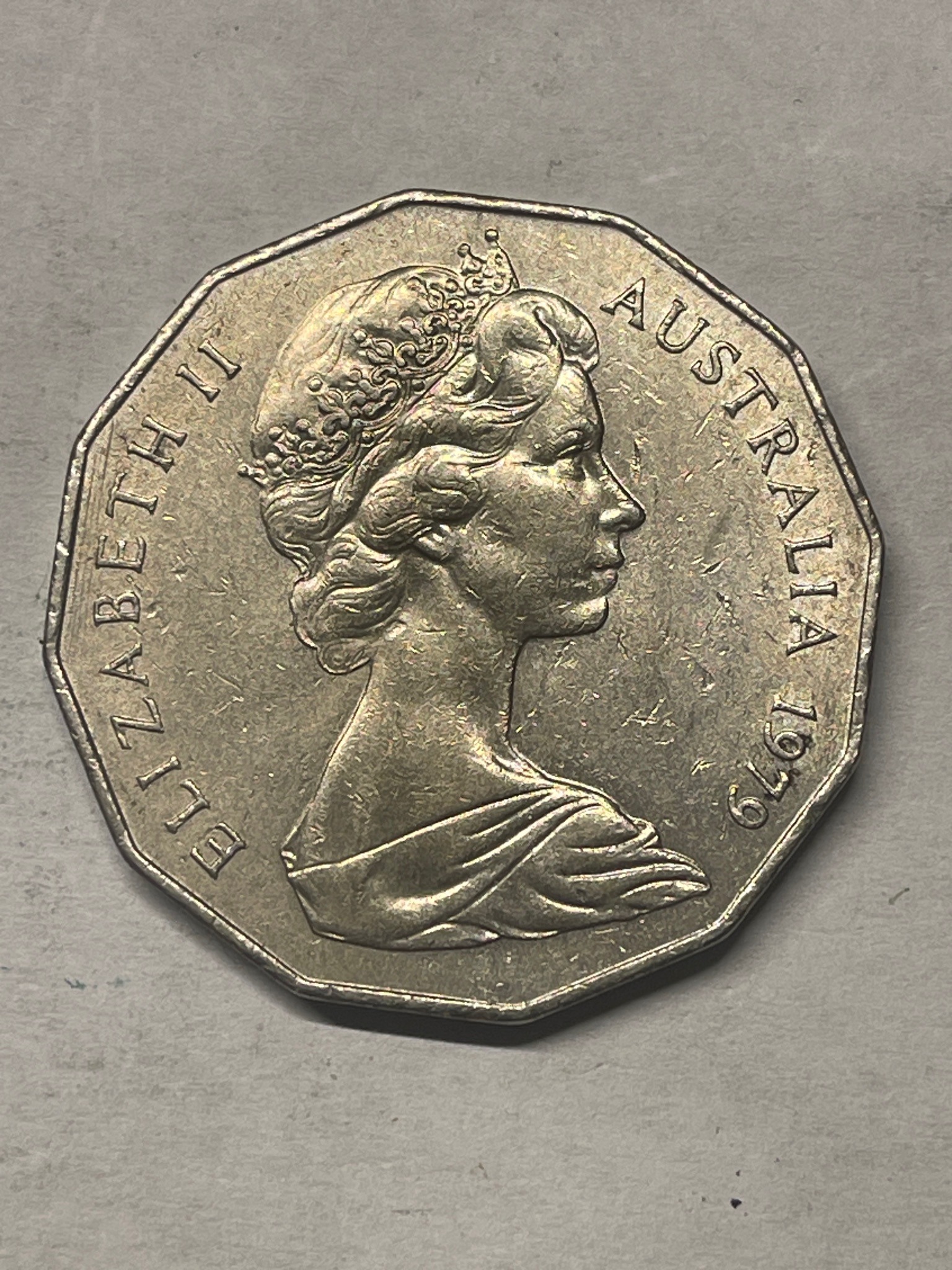 Australian 50 Cents (Coat of Arms) — obverse