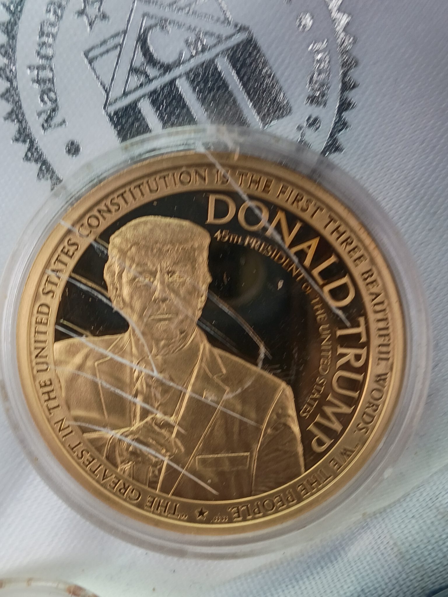 Donald Trump Commemorative Medal / Token — reverse