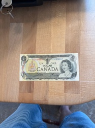 Canadian One Dollar Banknote (Scenes of Canada Series)