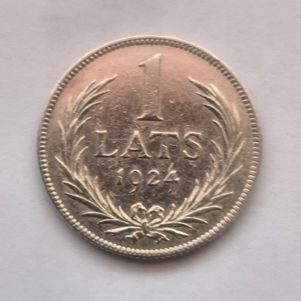 How to Identify the 1 Lats (Christmas Bells)