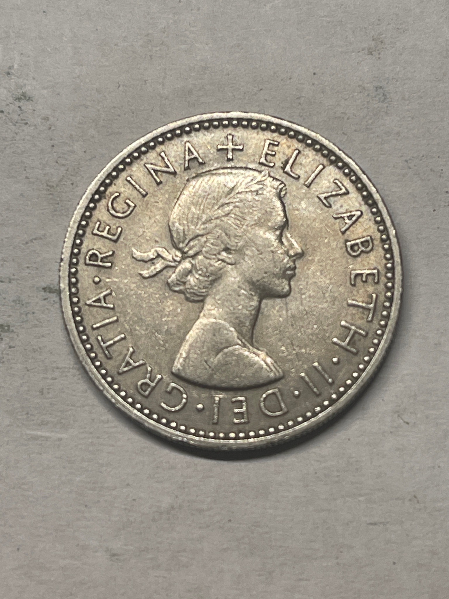 One Shilling - Elizabeth II (Scottish Crest) — obverse
