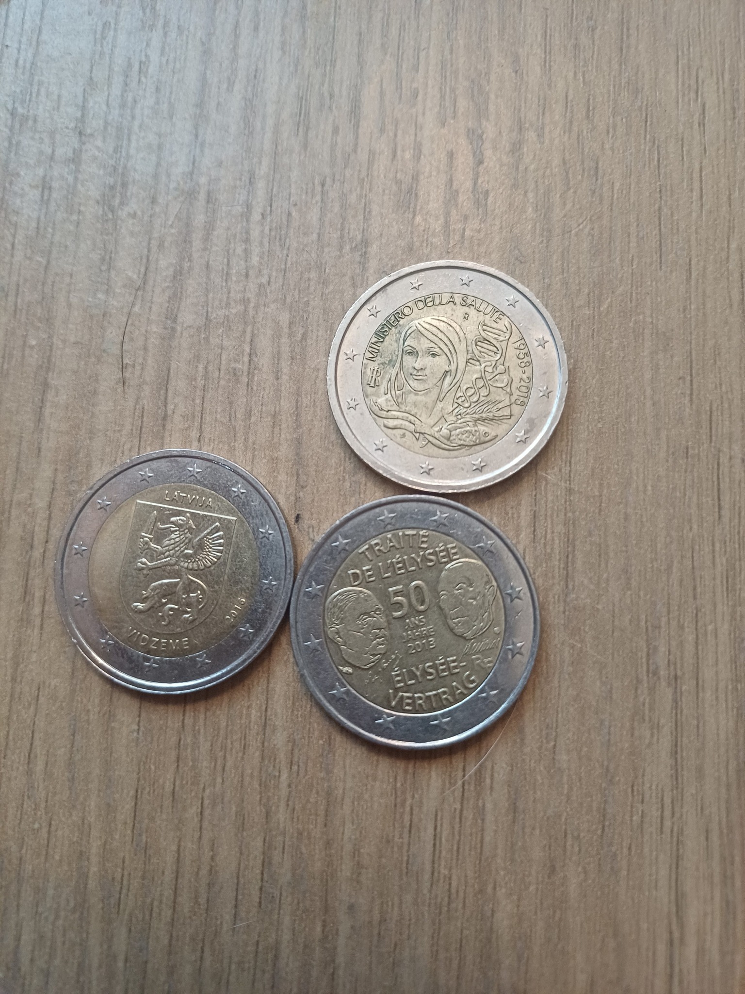 Set of 2 Euro Commemorative Coins (Italy, Latvia, France) — reverse